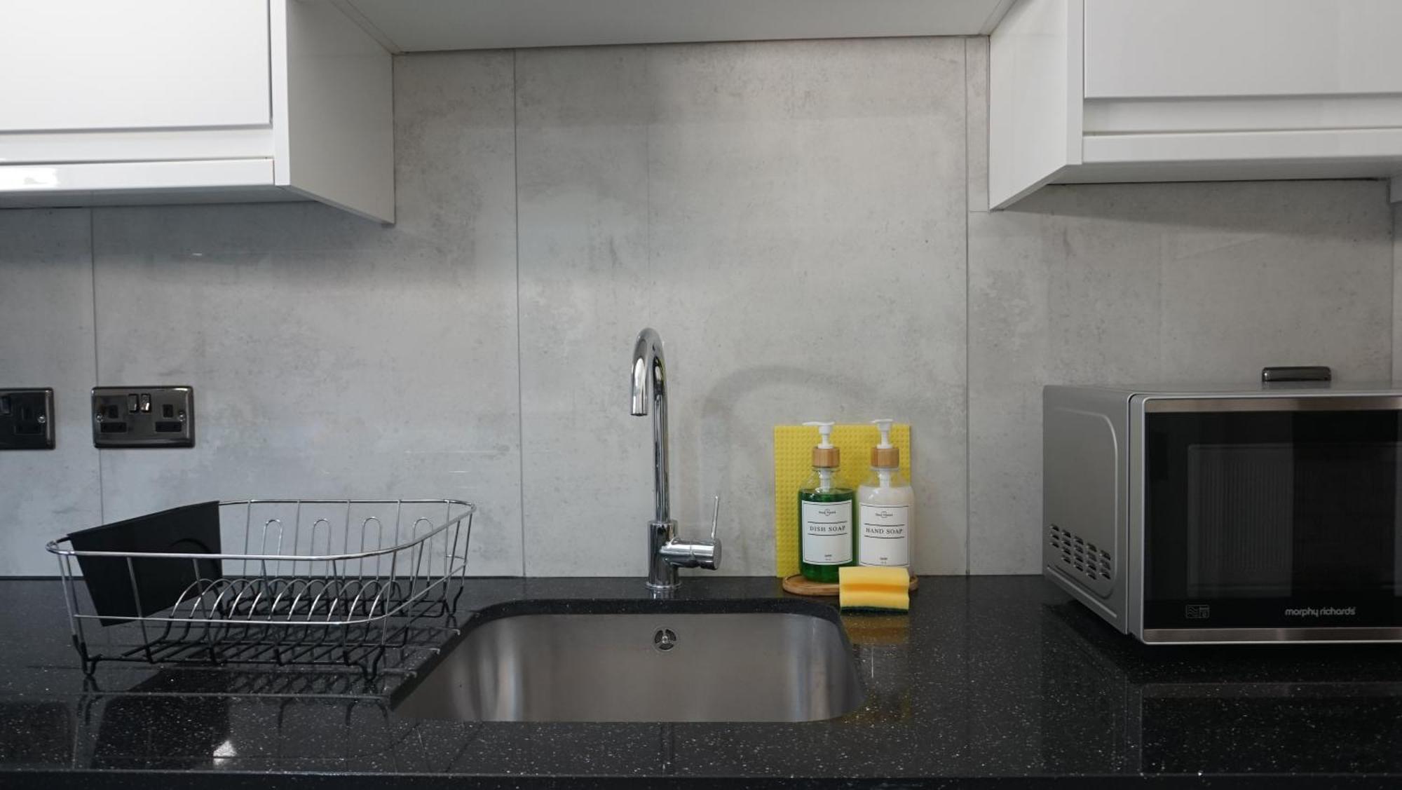 Beautiful London Home Sleeps 6, 2 Minutes To Metro Londres Exterior foto