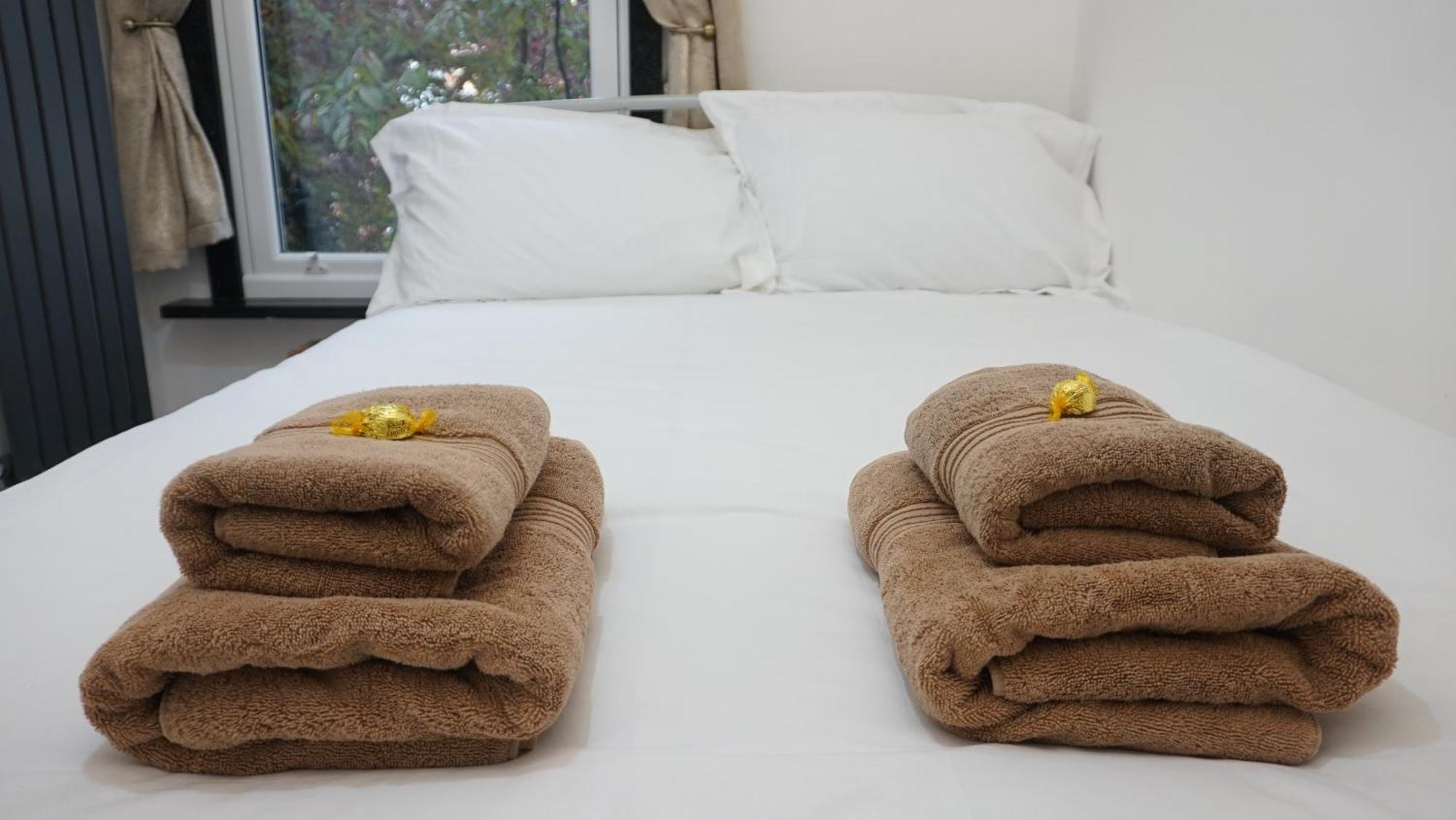 Beautiful London Home Sleeps 6, 2 Minutes To Metro Londres Exterior foto